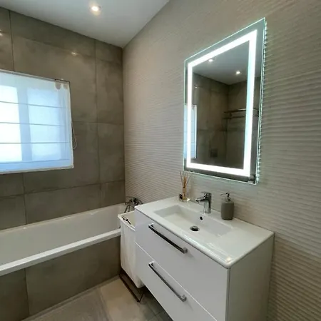 Luxury Living דירה