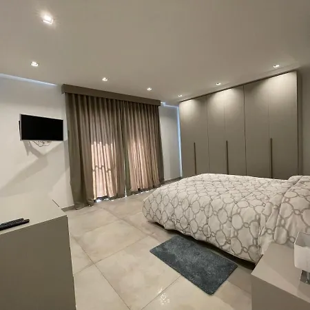 דירה Luxury Living