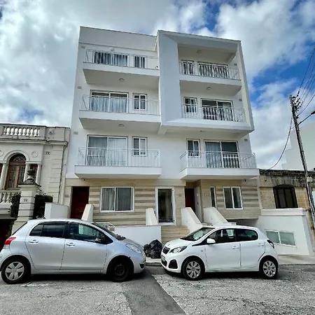 Luxury Living *